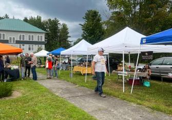 Greensboro Farmers Market Shoppers