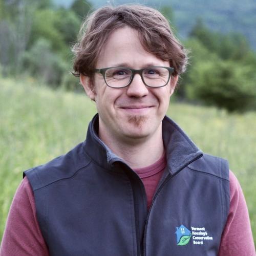 Aaron Guman headshot